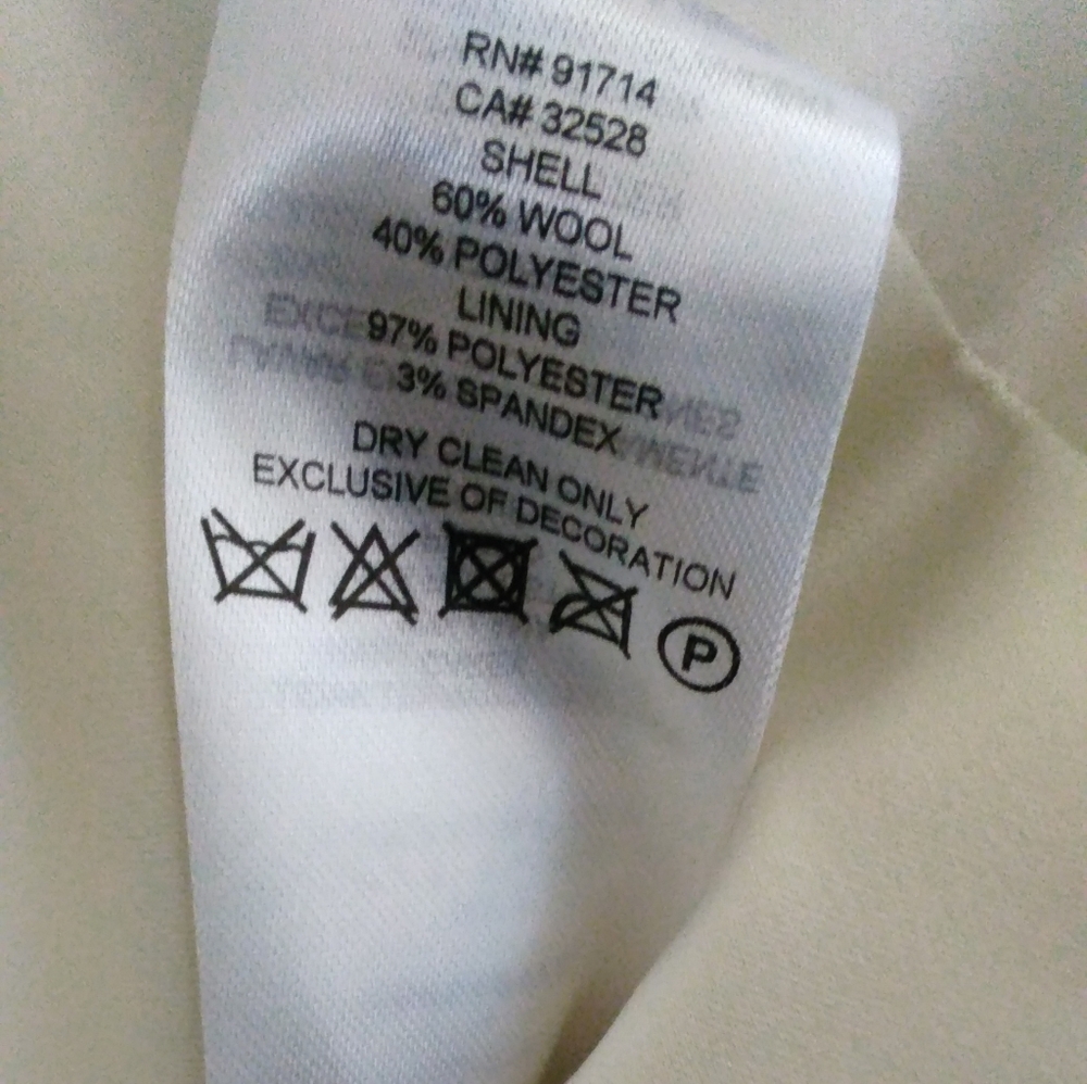 Armani Exchange Stunning Winter Jacket - Picture 7 of 13